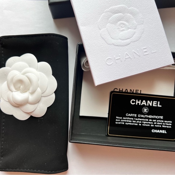 Used Chanel Zip Coin Purse Cardholder / Purple - Picture 11 of 12